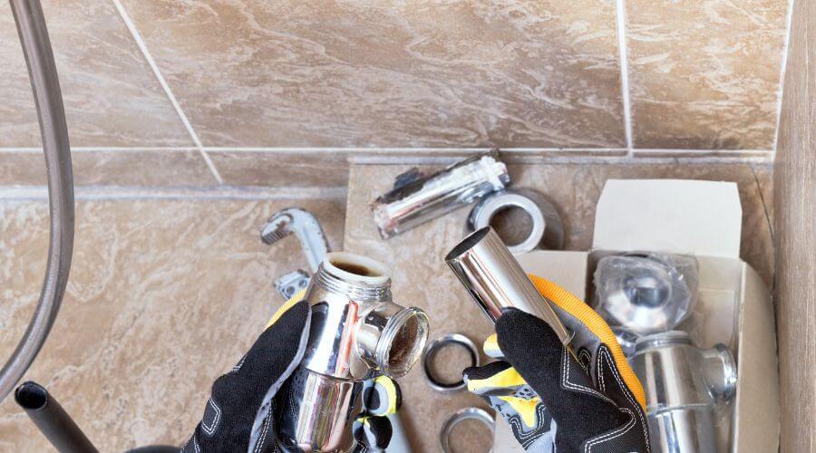 Professional gutter cleaning in Clayton, NM